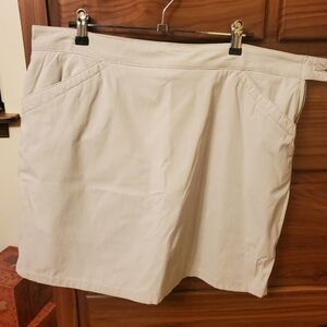 Size 10 Eddie Bauer Tan Skort